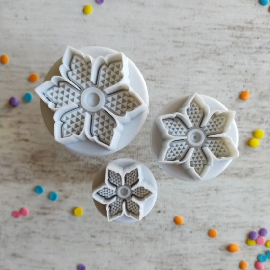 6 Petal Flower Embossing Plunger Cutter Set of 3