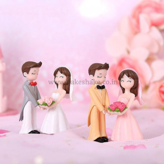 Cute Wedding Couple Miniature Figurines (Style 15)