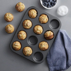 Non Stick 12 Cavity Muffin Mould