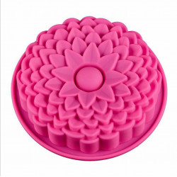 Chrysanthemum Flower Shape Silicone Cake Mould (Random Colour)