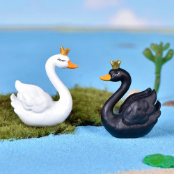 Swan Couple Miniature (Set of 2)