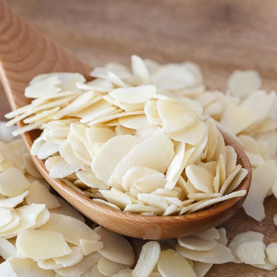 Almond Flakes 100 Gm Almond Flakes 100 Gm
