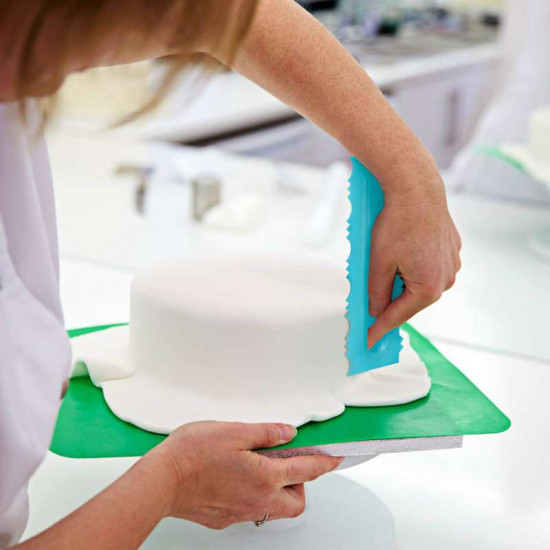 Plastic Cake Scraper Set (D Style)