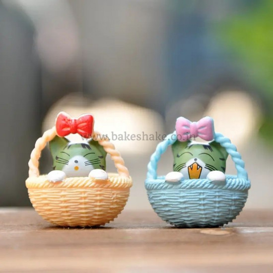 Cat in Basket Miniature (Set of 4)