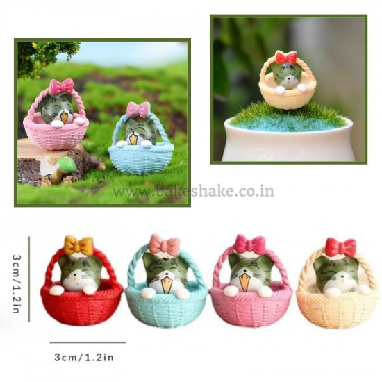 Cat in Basket Miniature (Set of 4)