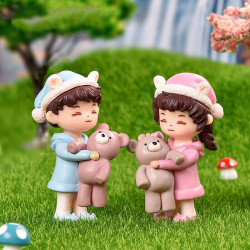 Cute Couple Kids Holding Teddy Bear Miniature Figurines (Style 24)
