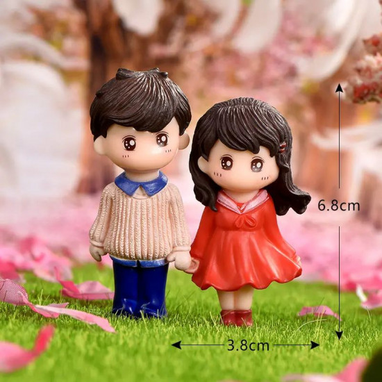 Cute Couple Miniature Figurines (Style 17)