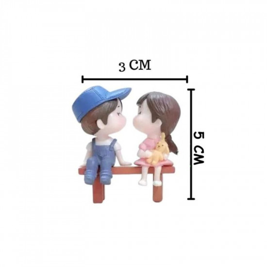 Cute Couple Miniature Figurines (Style 21)