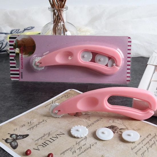Fondant Cutter and Embosser 4 Wheel Tool