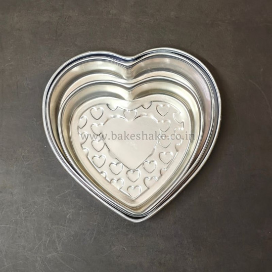 Heart Design Aluminium Cake Mould (Set of 3)