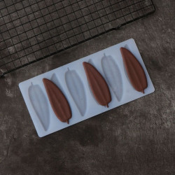 Silicone Chocolate Garnishing Mould - Long Narrow Leaf