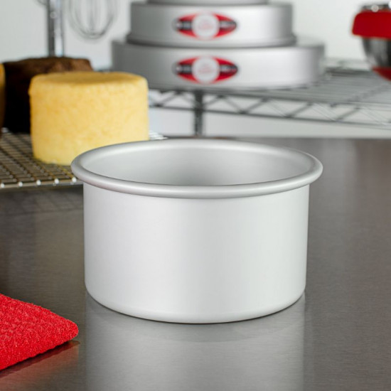 Round Aluminium Cake Mould (Diameter 5" x Height 3.5") Round Aluminium Cake Mould (Diameter 5" x Height 3.5")