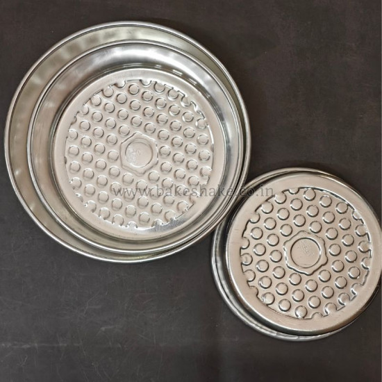 Round Design Aluminium Cake Mould (Set of 3)