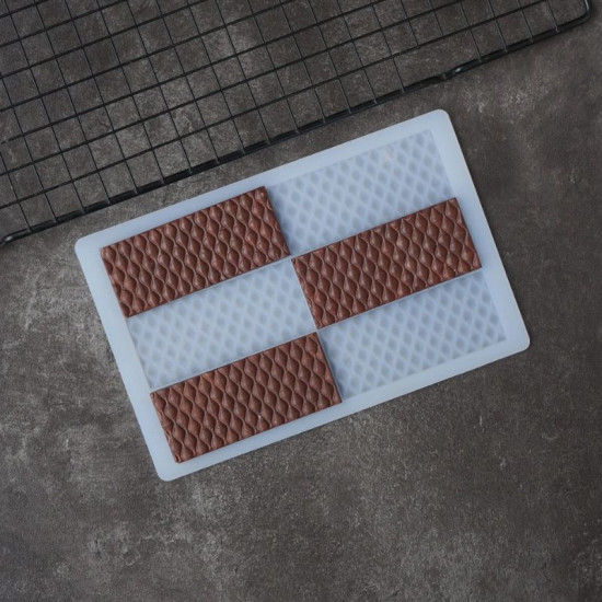 Silicone Chocolate Garnishing Mould - Fish Scale