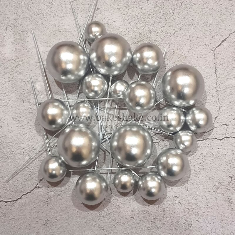 565 Sprinkles Silver Ball Images, Stock Photos, 3D objects, & Vectors |  Shutterstock