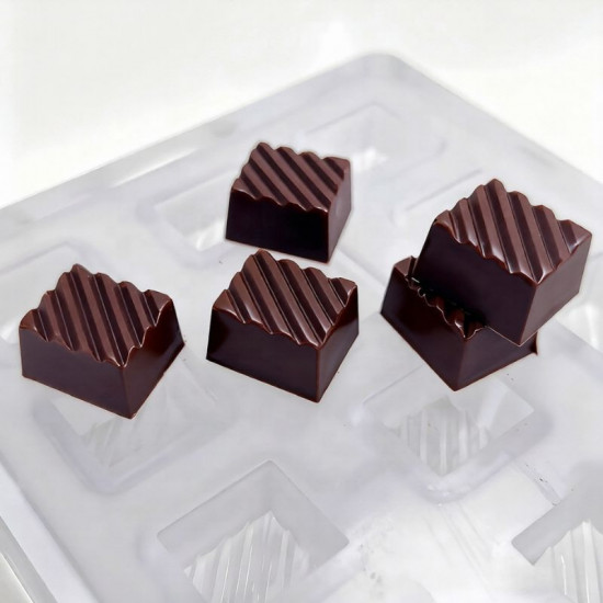 Square Shape With Stripes Design Polycarbonate Chocolate Mould