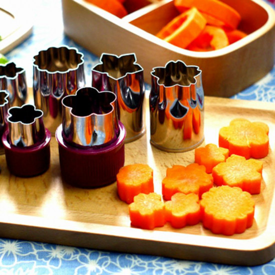 Vegetable / Fruit Cutter Set of 8 Pieces